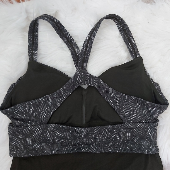 ⭐ HOST PICK ⭐Lululemon Wrap It Up Tank Top - Picture 6 of 9